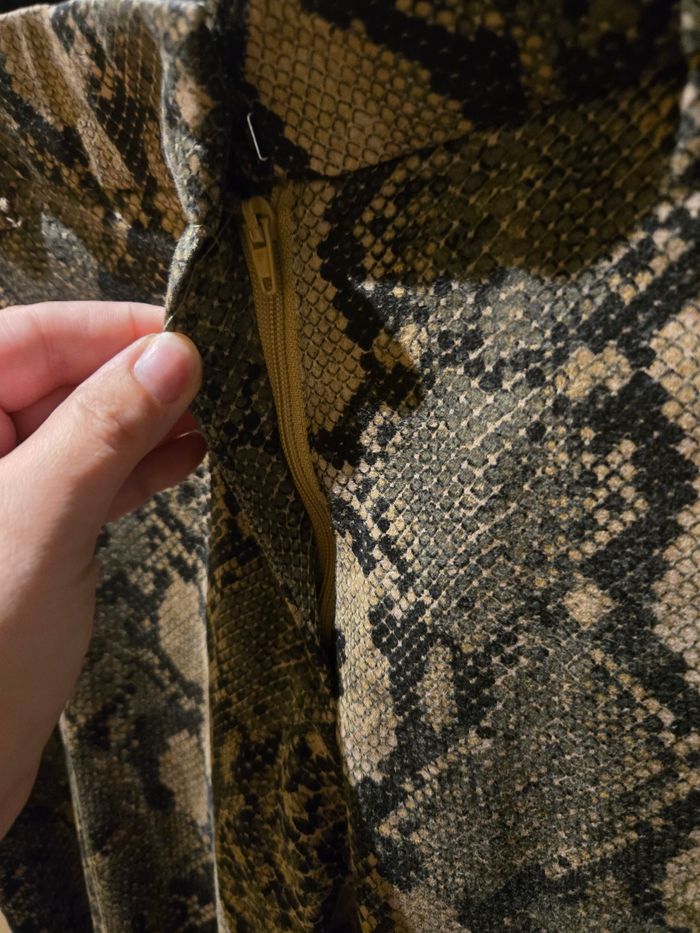 Pantalon imprimé python T.44/46 H&M - photo numéro 3
