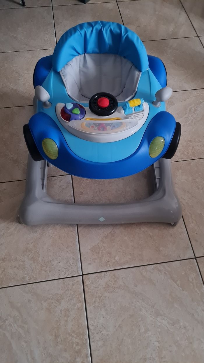 Trotteur voiture - photo numéro 2