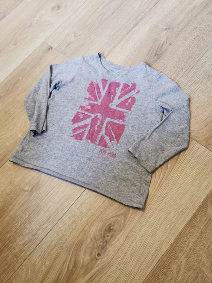 Tee shirt manche longue taille 4 ans