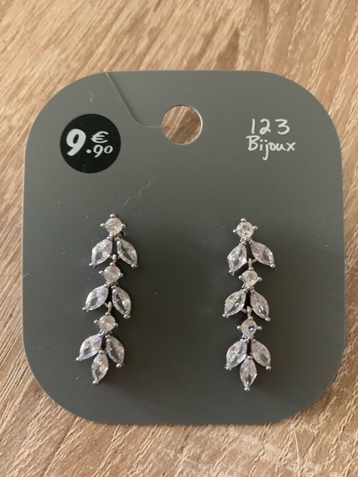 Boucles d’oreilles feuilles - photo numéro 2