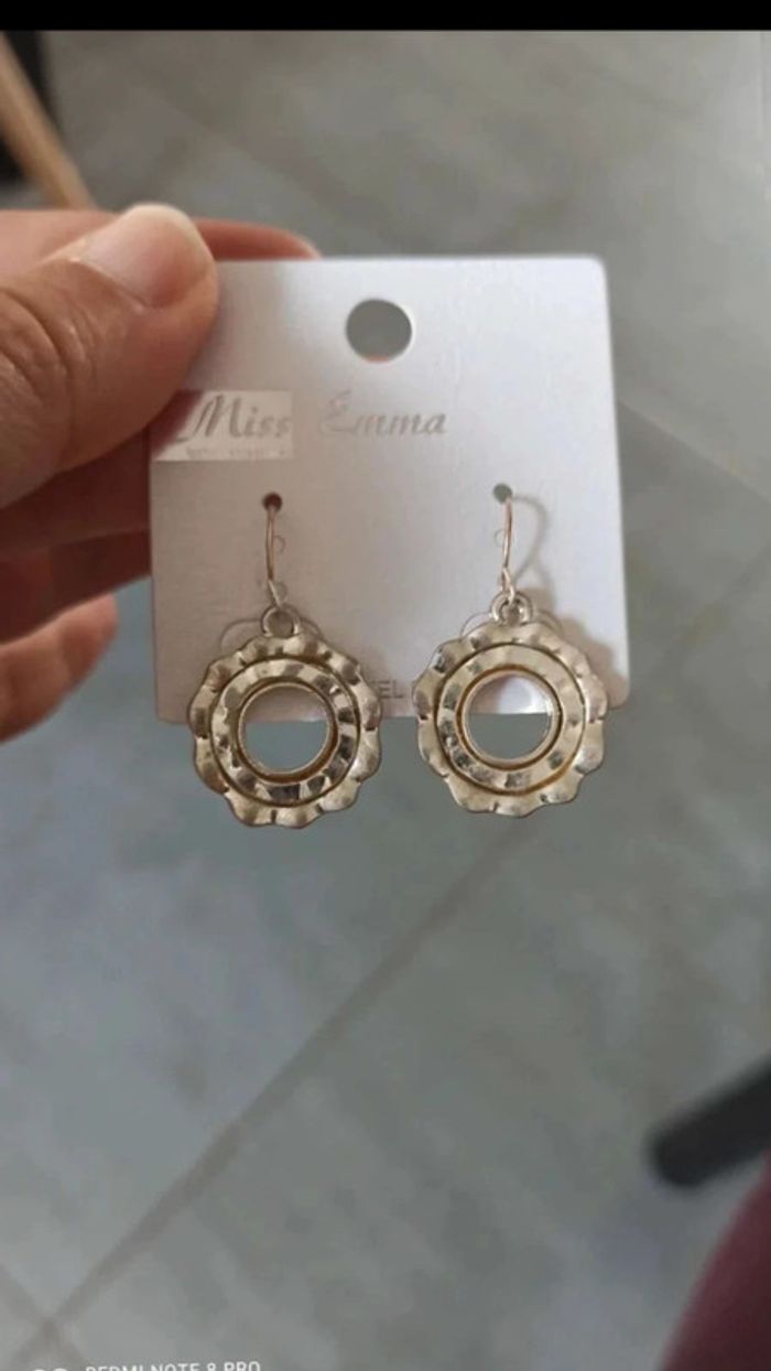 Boucles d'oreilles roues argenté - photo numéro 4