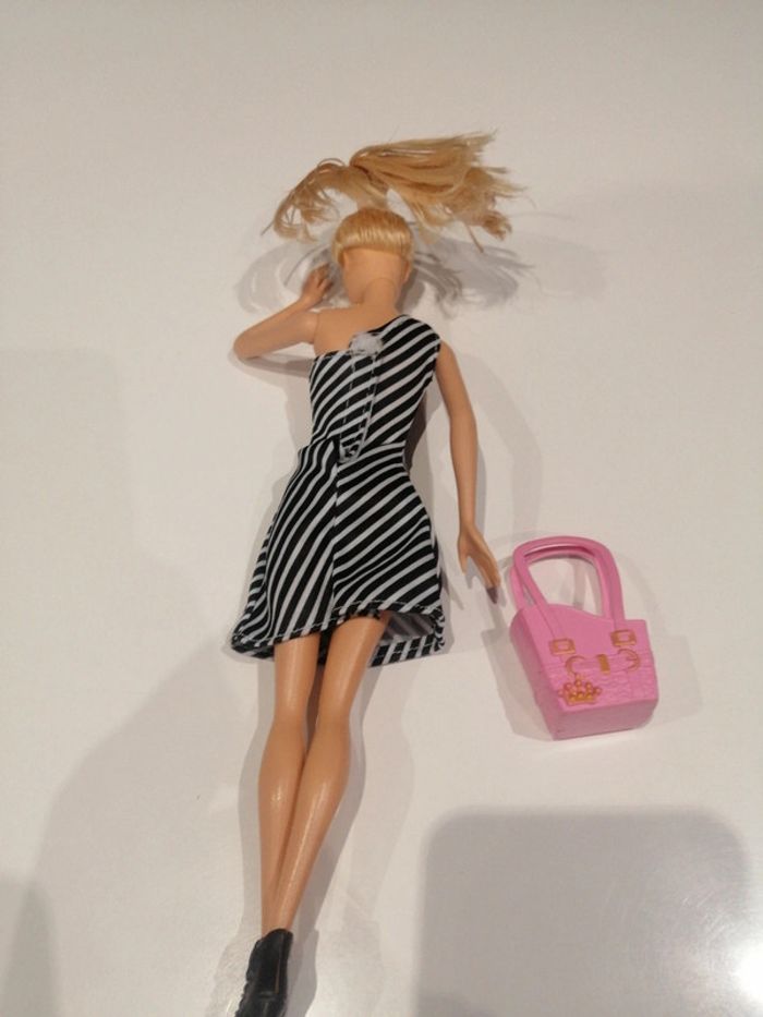 Barbie Mattel 2013 - photo numéro 3