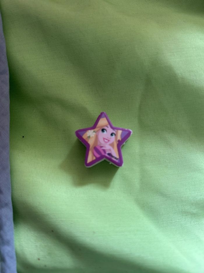 Fourniture scolaire gomme Disney