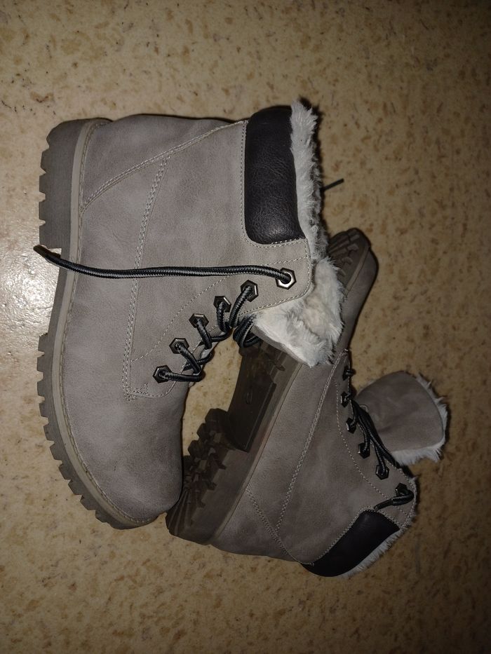 Chaussures montantes femme grise fourrées Pointure 38 - photo numéro 6