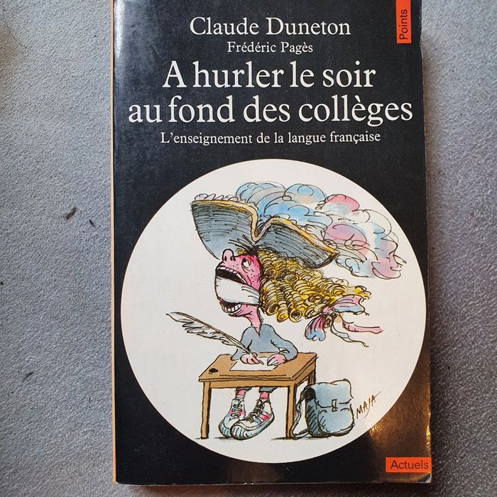 Roman à hurler le soir au fond des collèges