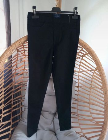 Pantalon noir skinny taille 34