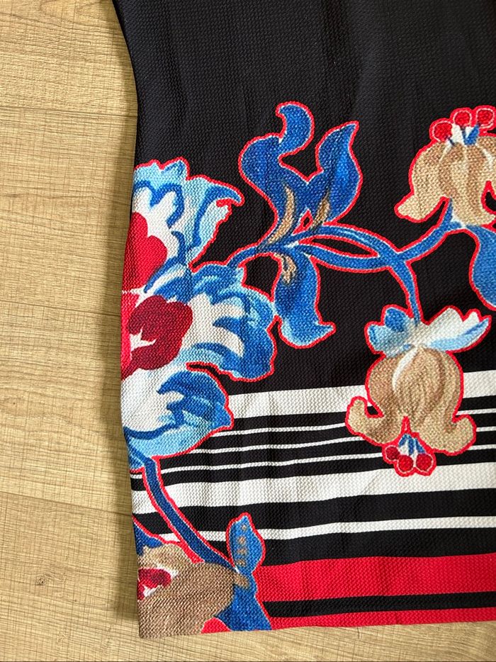 Robe noire et imprimée à manches courtes Desigual taille S TBE - photo numéro 9