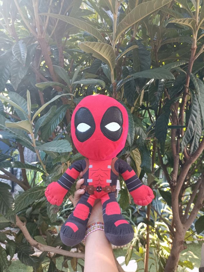 Peluche Deadpool marvel