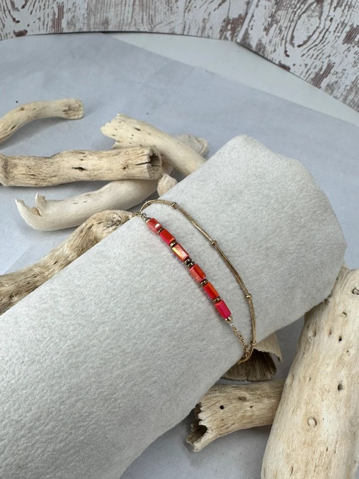 Bracelets plusieurs rangs en acier or et pierre cristal corail - photo numéro 4