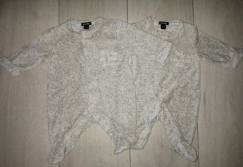 Lot 2 pyjamas velours jumeaux naissance