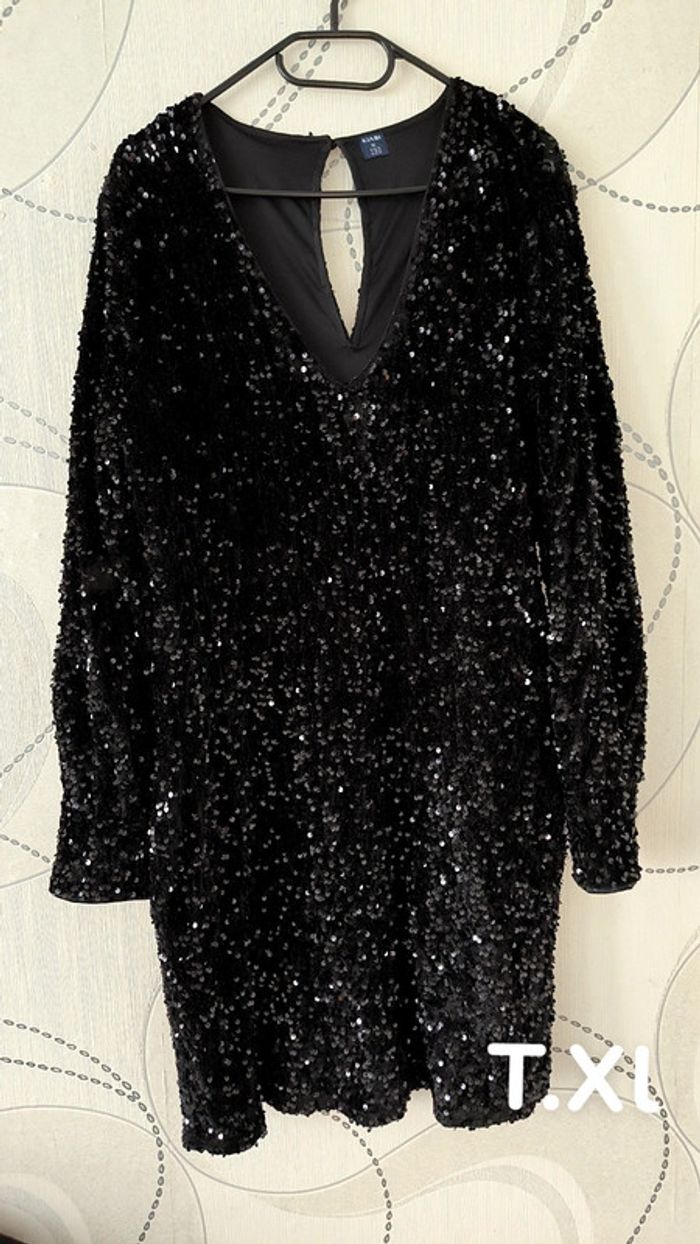 Robe paillettes