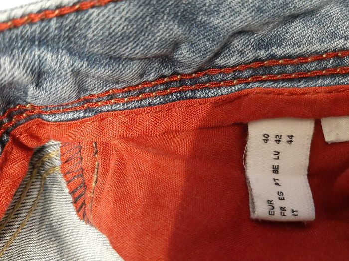 jeans et 2 tee shirts femmes Taille L - photo numéro 6