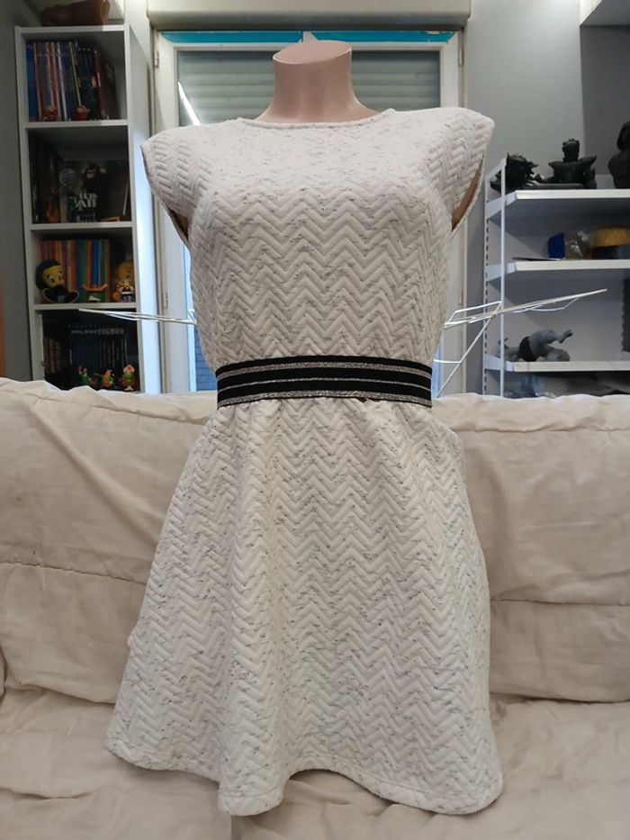 Jolie robe