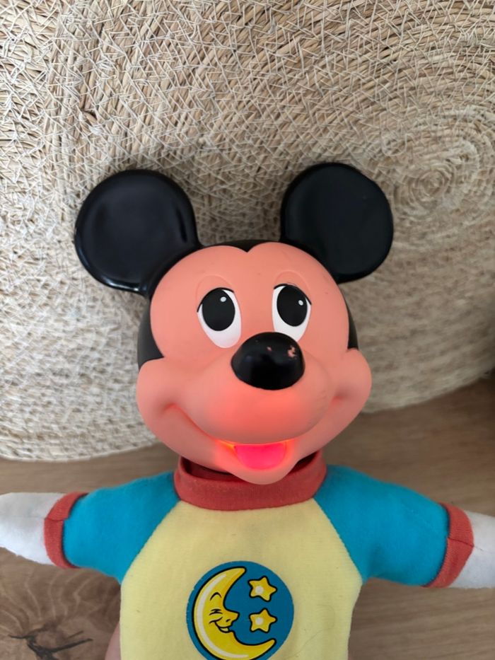Vintage peluche veilleuse Mickey lumineux mattel 1990 - photo numéro 2