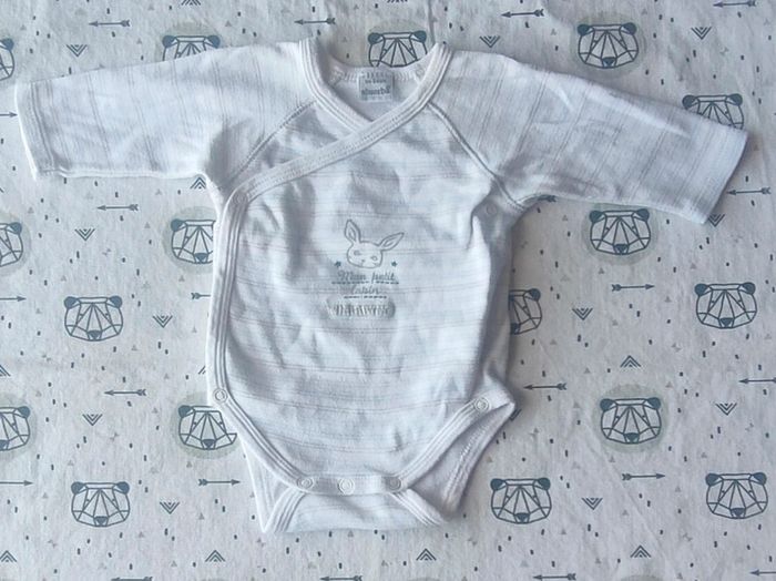 Lot de bodies ML taille 1 mois - photo numéro 6