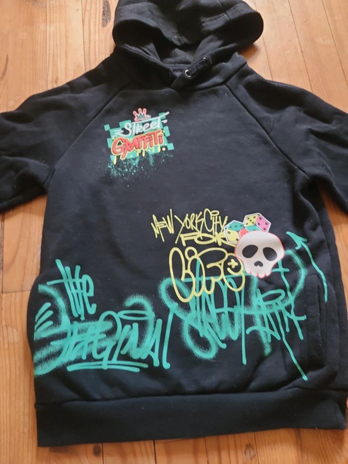 Pull noir - photo numéro 2