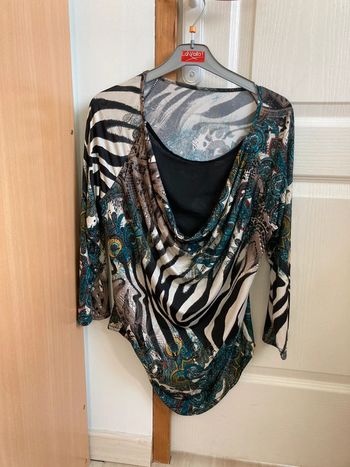 Tunique bariolée drapée