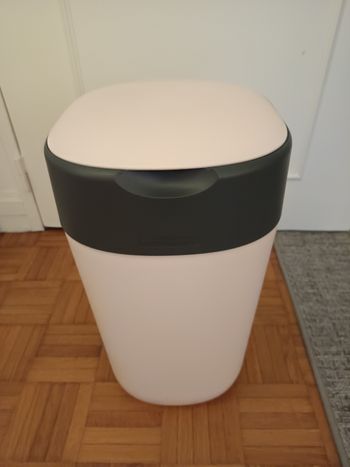 Poubelle à couches Twist and click Tommee Tippee Rose