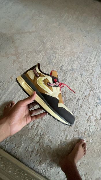 nike travis baroque brown
