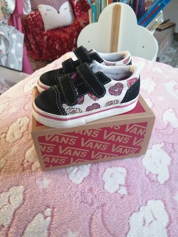 Baskets basses à scratch