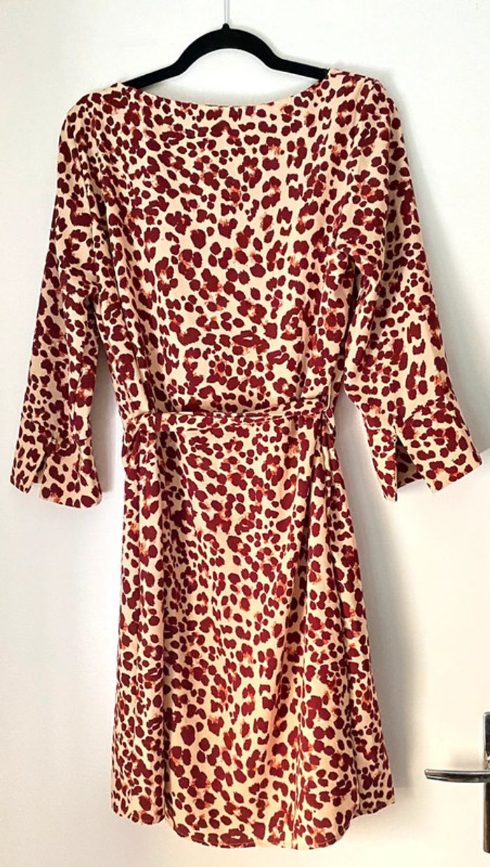 Superbe Robe Léopard  Avec Ceinture À Nouer Taille 42 - photo numéro 6