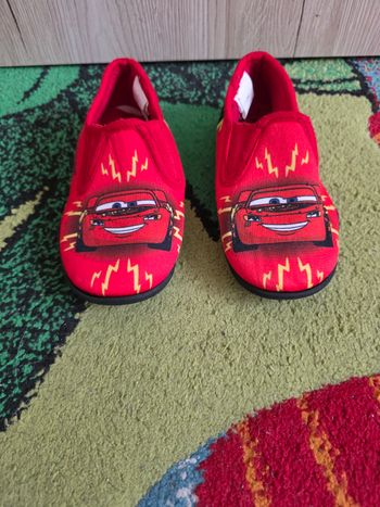 CHAUSSONS GARÇON DISNEY THE PIXAR CARS ROUGE TAILLE 29
