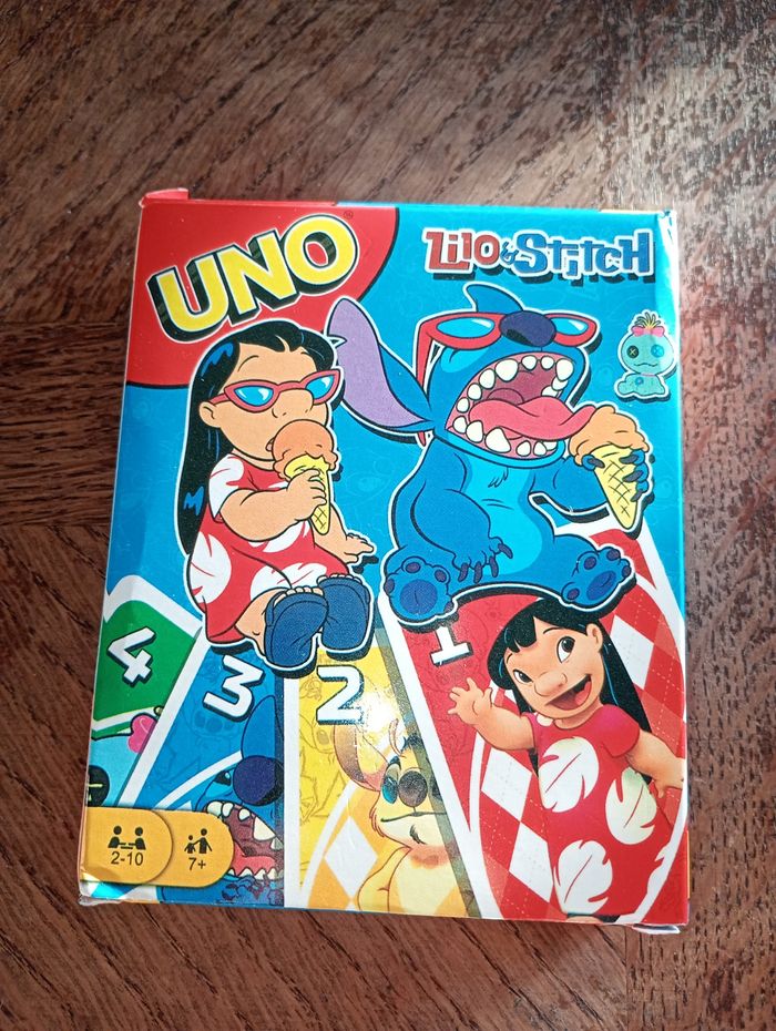 Cartes Uno stitch
