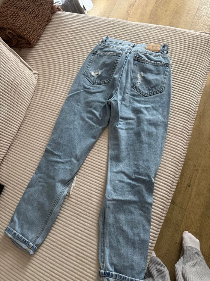 Jean troué - photo numéro 3