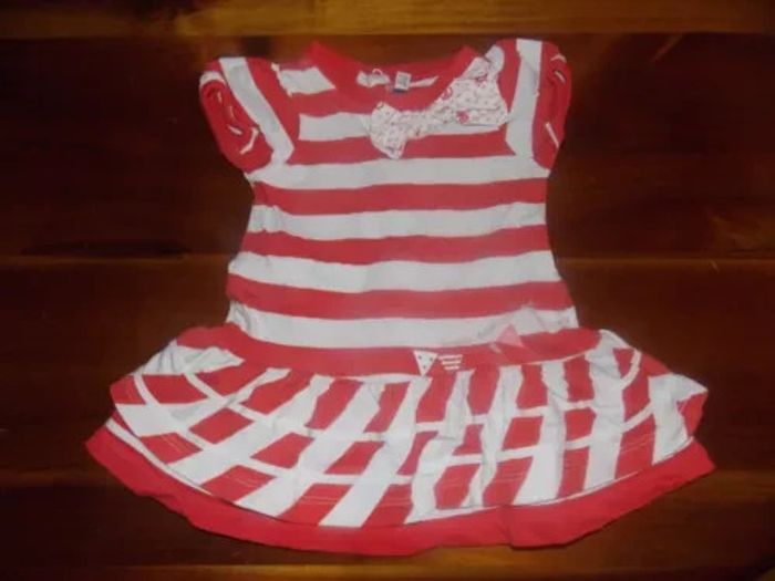 Robe  6 mois Sergent major