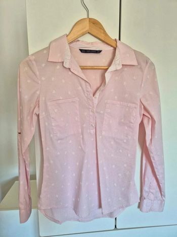 Chemise ZARA cintrée rose poudré à rayures 
🌸 Taille S 36