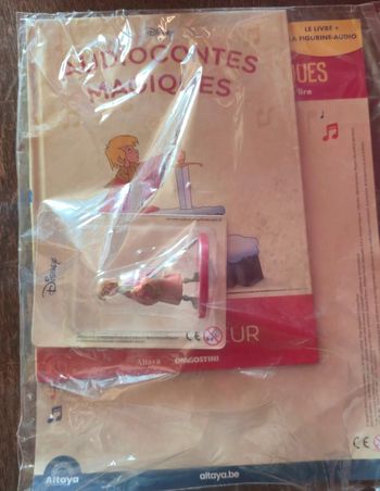 Num28neuf Livre et figurine collection audiocontes Magiques Altaya édition disney