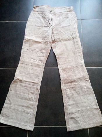 pantalon femme taille 38, très peu porté, très bon état