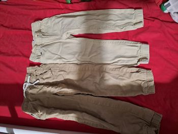 Lot 2 pantalons 4A