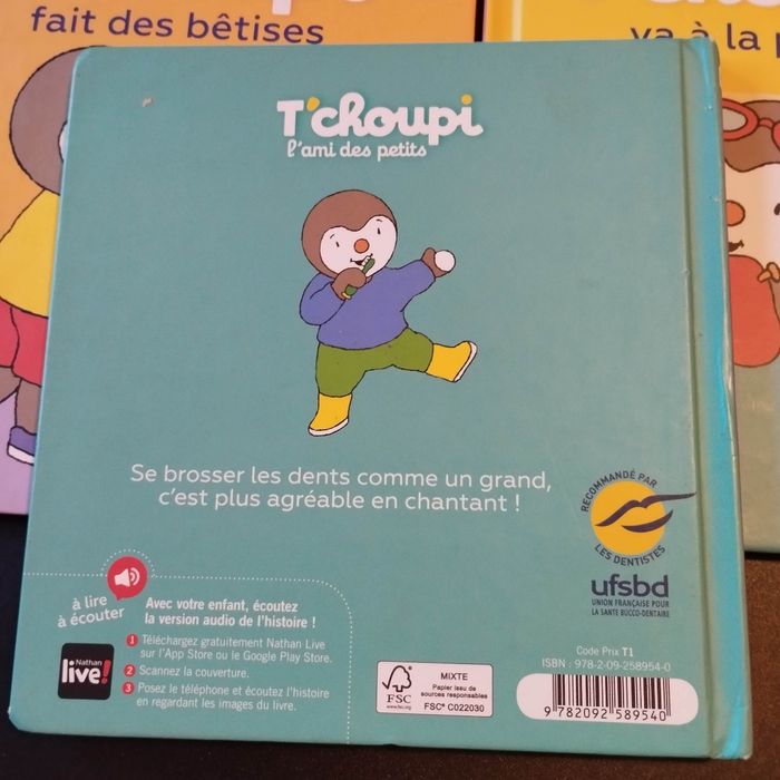 Lot livres enfant Nathan T'choupi - photo numéro 2
