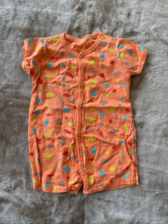 Lot bodys 12 mois - photo numéro 4