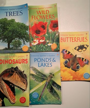 13 usborne spotter’s guides 
