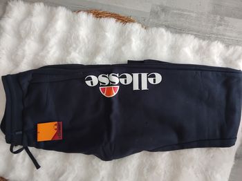 Pantalon jogging homme Ellesse, neuf avec étiquettes, taille M