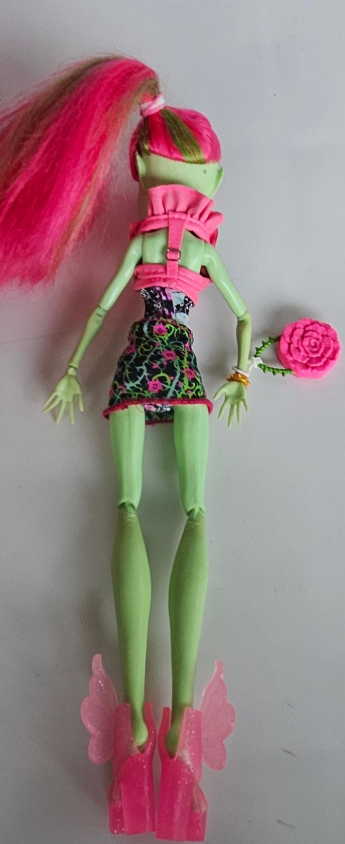 Poupée monster higt cheveux rose - photo numéro 3