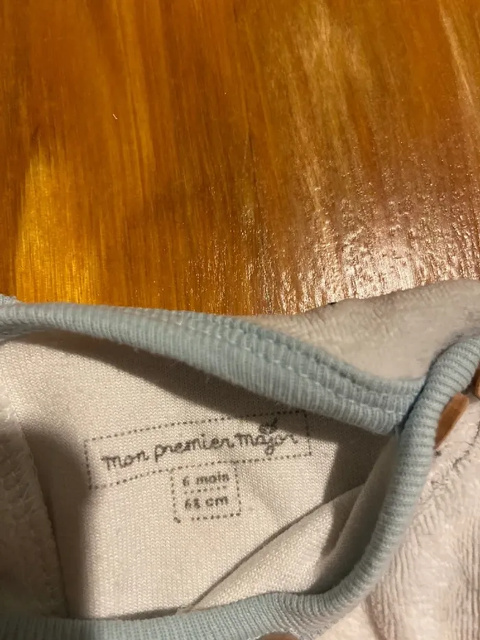 Lot de 5 pyjamas hiver 6mois - photo numéro 3