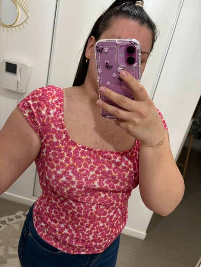 T shirt à fleurs - photo numéro 4