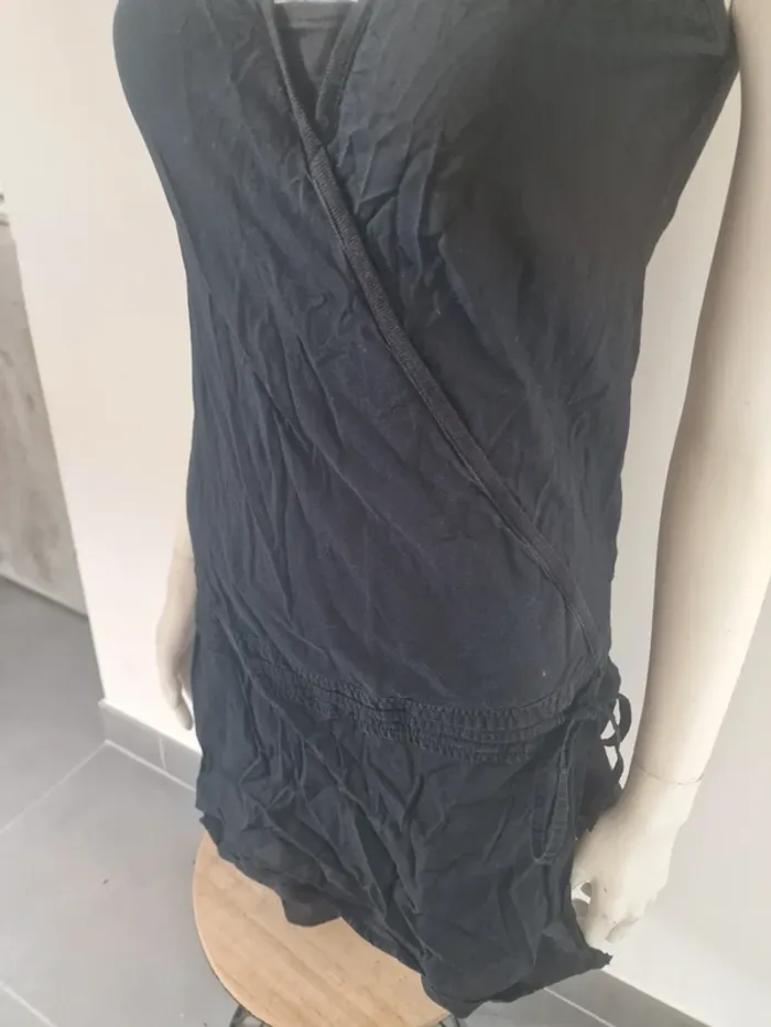 Robe courte - photo numéro 3