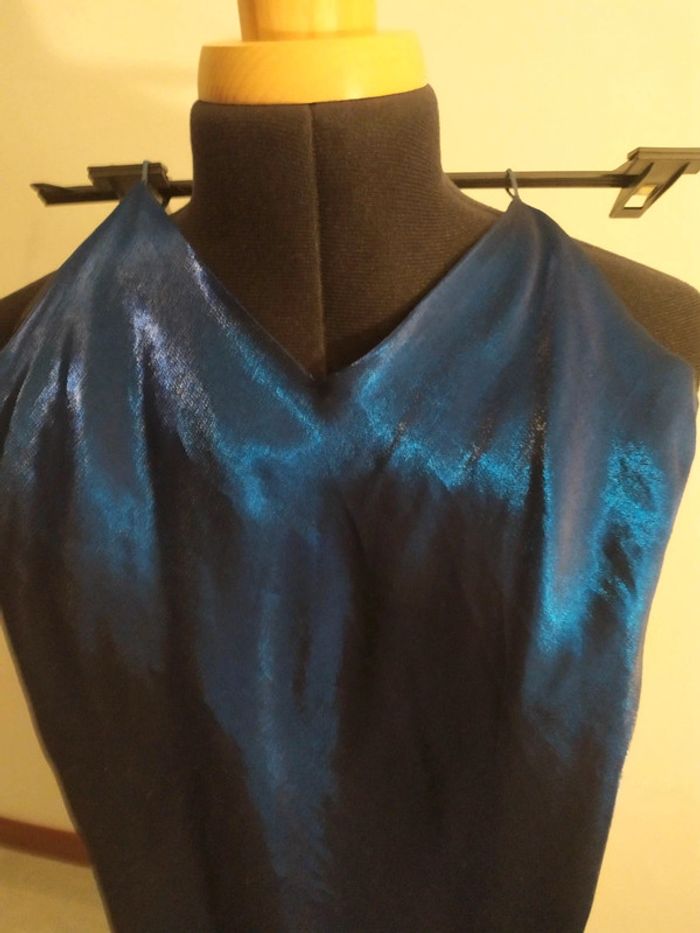 Robe de soirée bleue - photo numéro 2