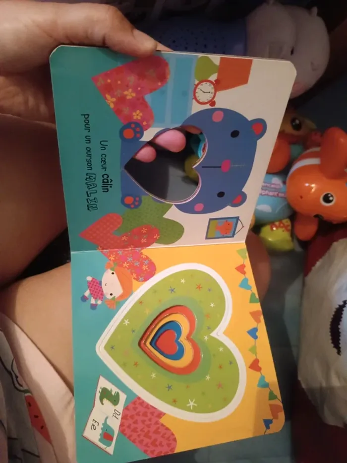 Livre de jolis petits coeurs - photo numéro 3