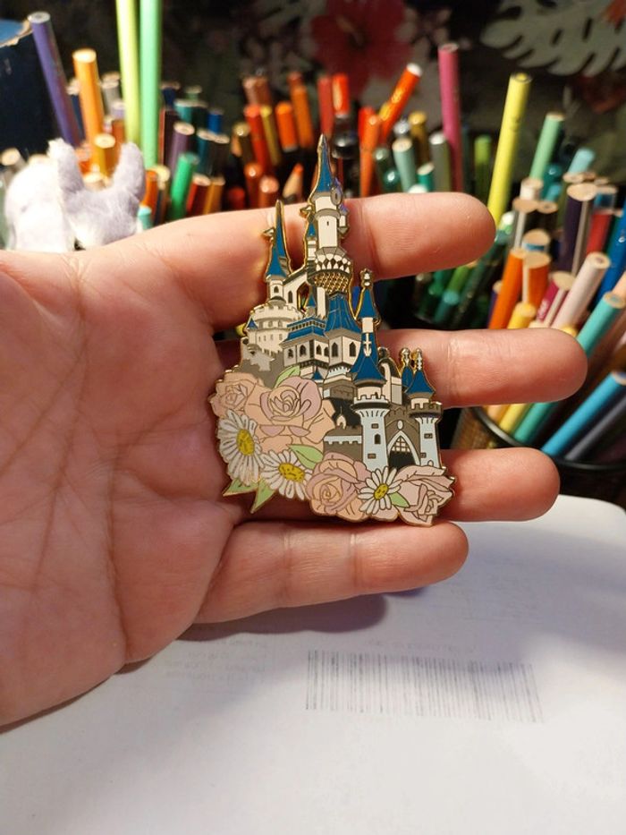 Grand pins Disney chateau fantasy