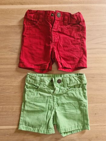 Lot de 2 shorts jeans couleur 2 ans