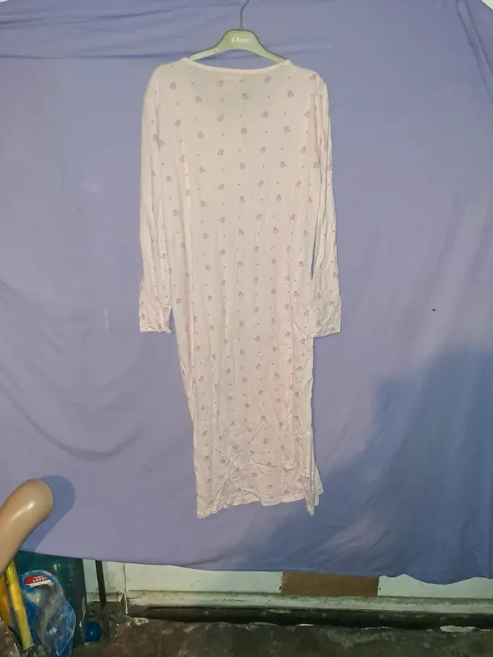 Chemise de nuit femme taille 42-44 - photo numéro 2