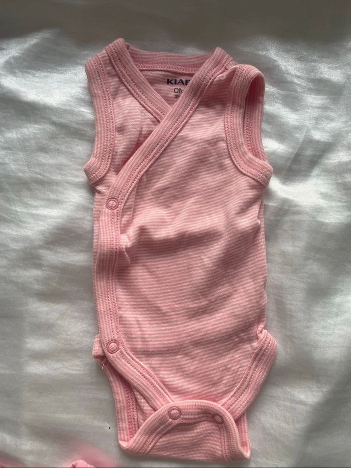 Lot de 3 body sans manches fille 0mois kiabi - photo numéro 3