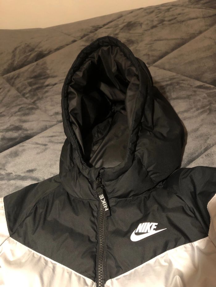 Nike - Doudoune chaude Taille L (garantie sans mauvaise surprise ! ) - photo numéro 5
