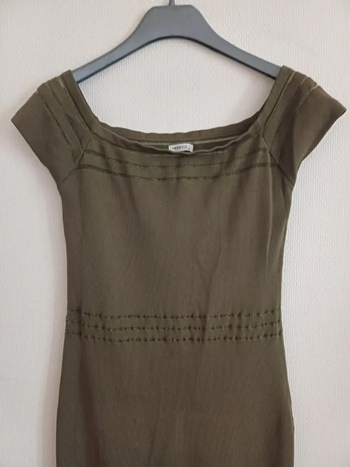 Robe 40 - photo numéro 4
