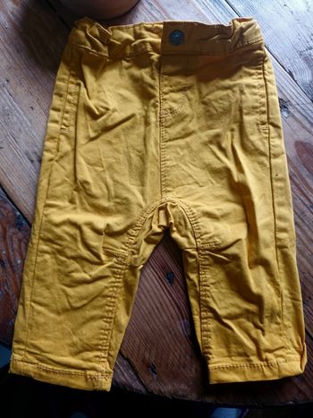 Pantalon jaune moutarde